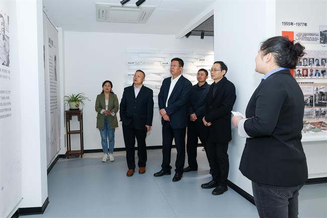 IMG_9894.jpg IMG_9894.jpg