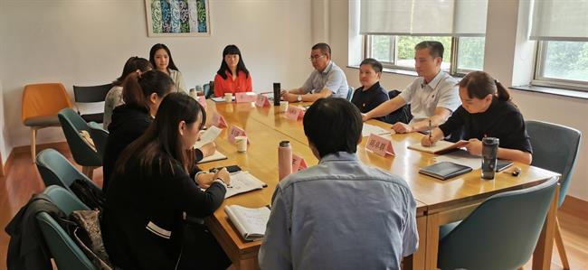 直属社科部支部理论学习中心组扩大学习会4.jpg