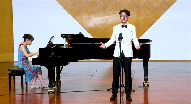 校园十佳歌手《故乡》.png 校园十佳歌手《故乡》.png